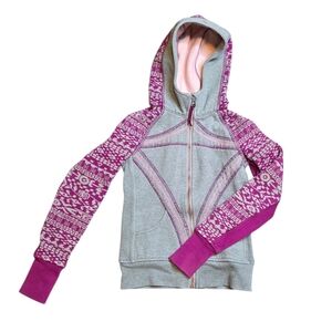 ivivva by lululemon Size 10 Hoodie Fair Isle Nordic Print Athleisure Fleece Cozy